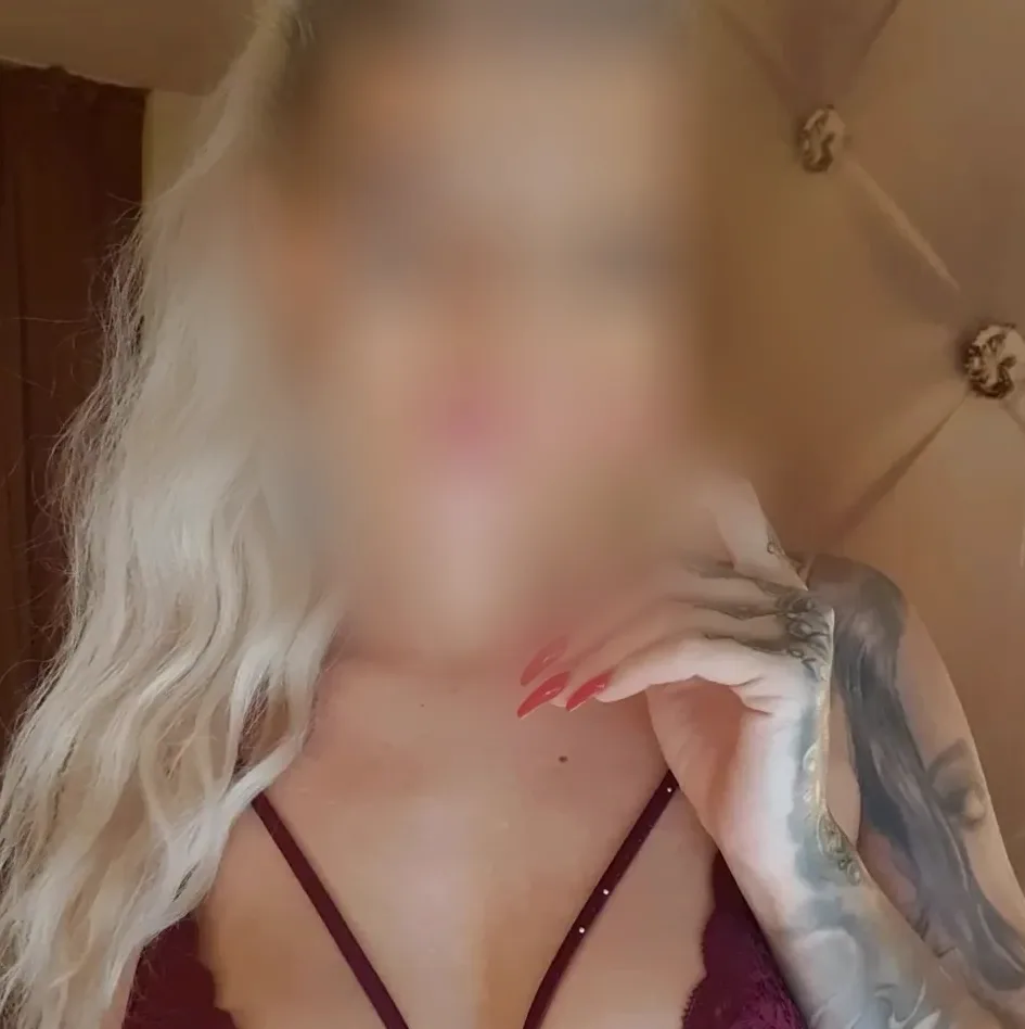 Bethany, 30