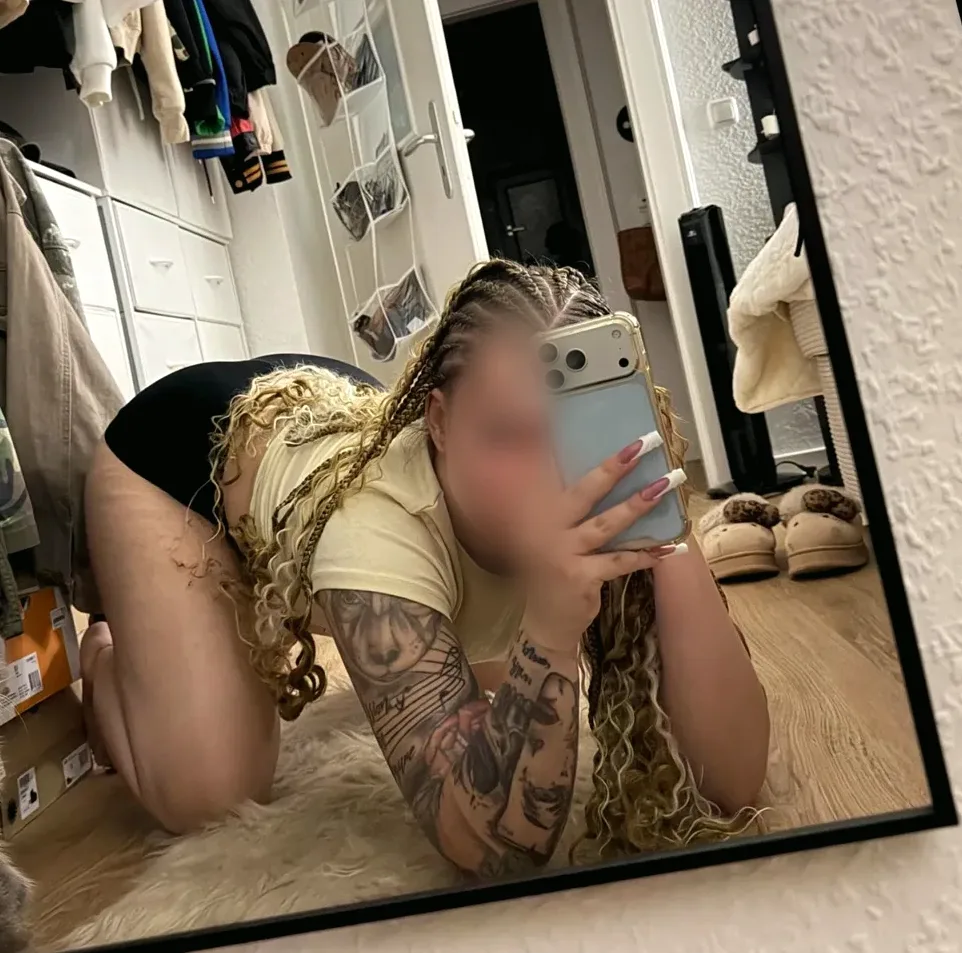 Rhian, 30